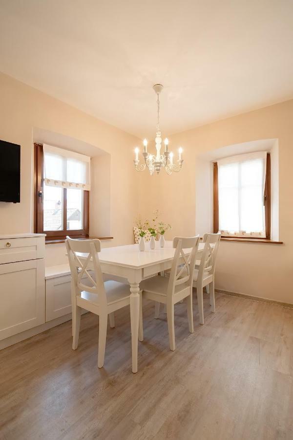 Pr'Mruzo Apartmaji Бохин Екстериор снимка